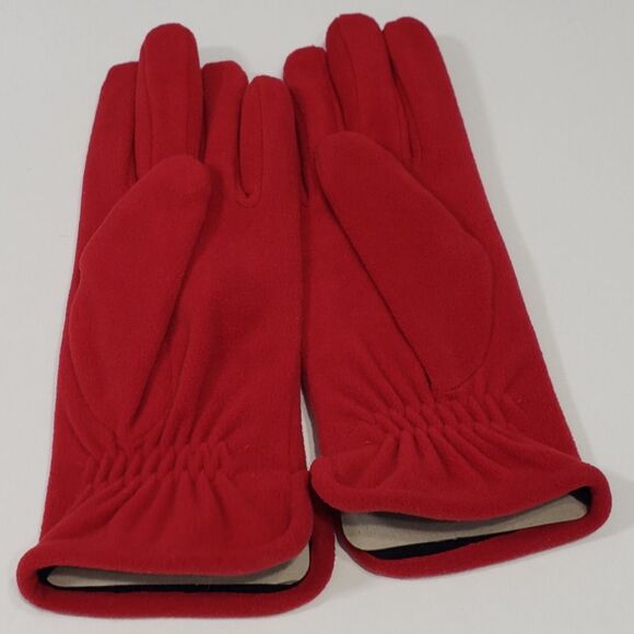 Like New Adorable Women's Poodle Red Gloves - Picture 2 of 5
